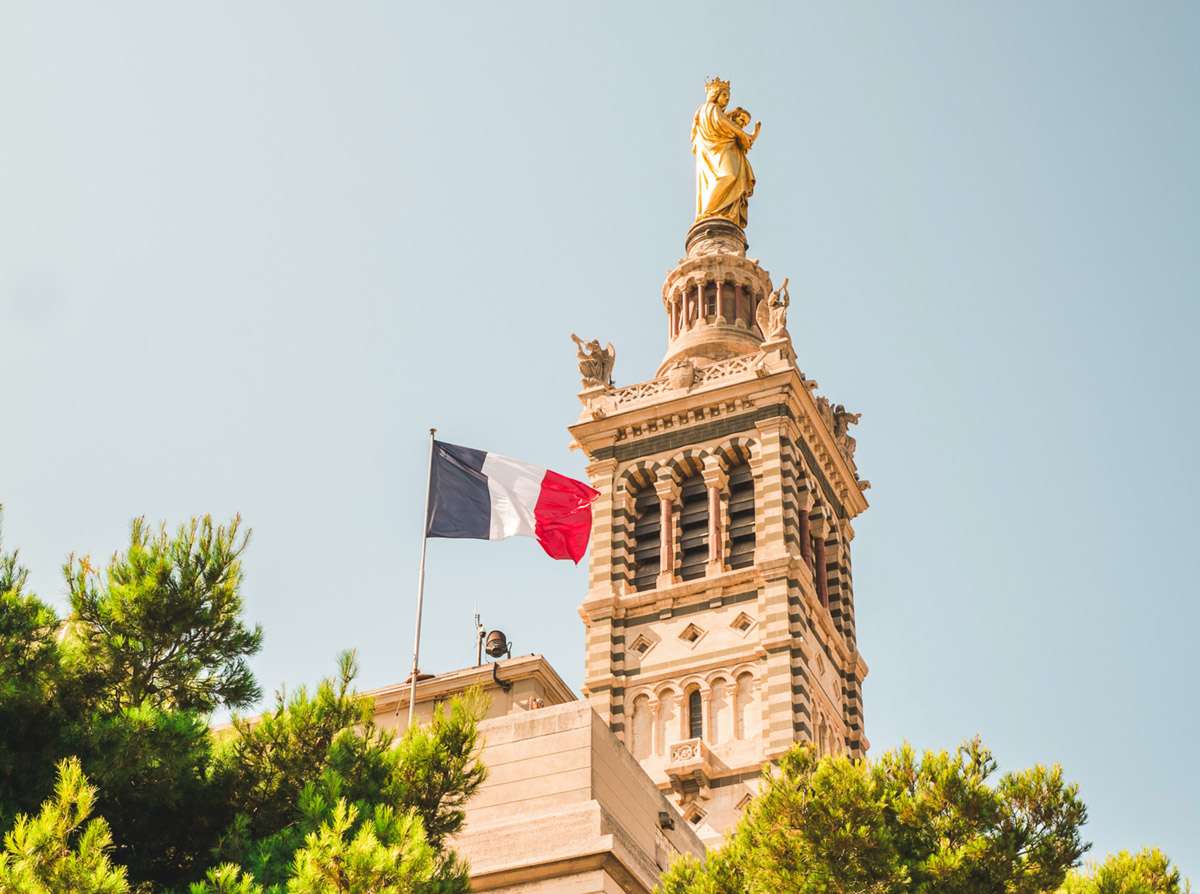 Notre-Dame de la Garde de Marseille • Lieux Emblématiques • Colorbüs